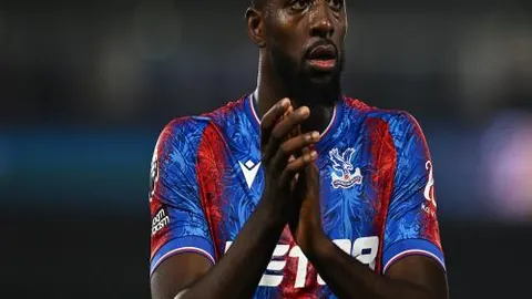 帕尔默梅开二度，切尔西1-2逆转纽卡终结连败困境